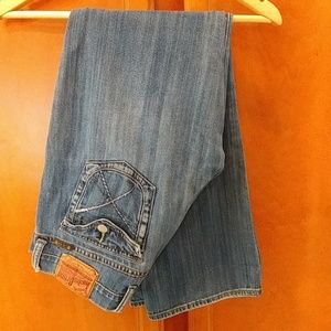 Lucky Jeans